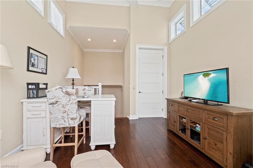 6553 Dominica Dr 202, Naples, FL 34113-35
