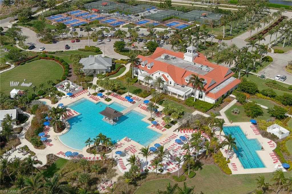 6553 Dominica Dr 202, Naples, FL 34113-49