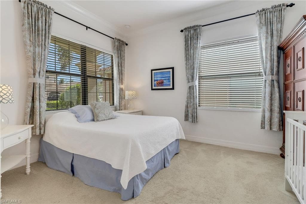 3475 Pacific Dr, Naples, FL 34119-14