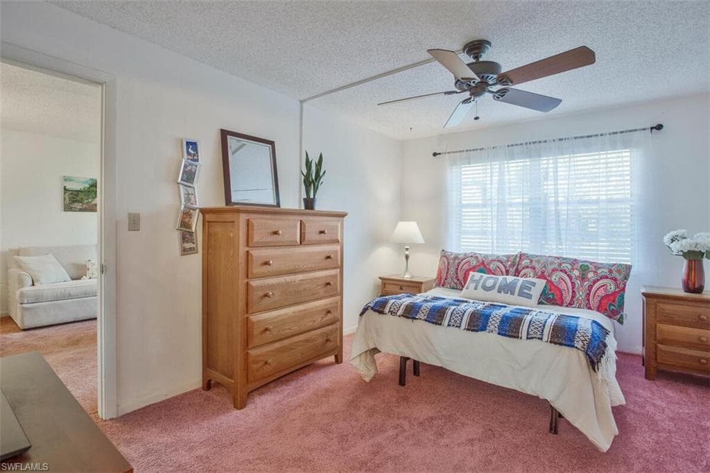 4158 27th Ct SW 102, Naples, FL 34116-28