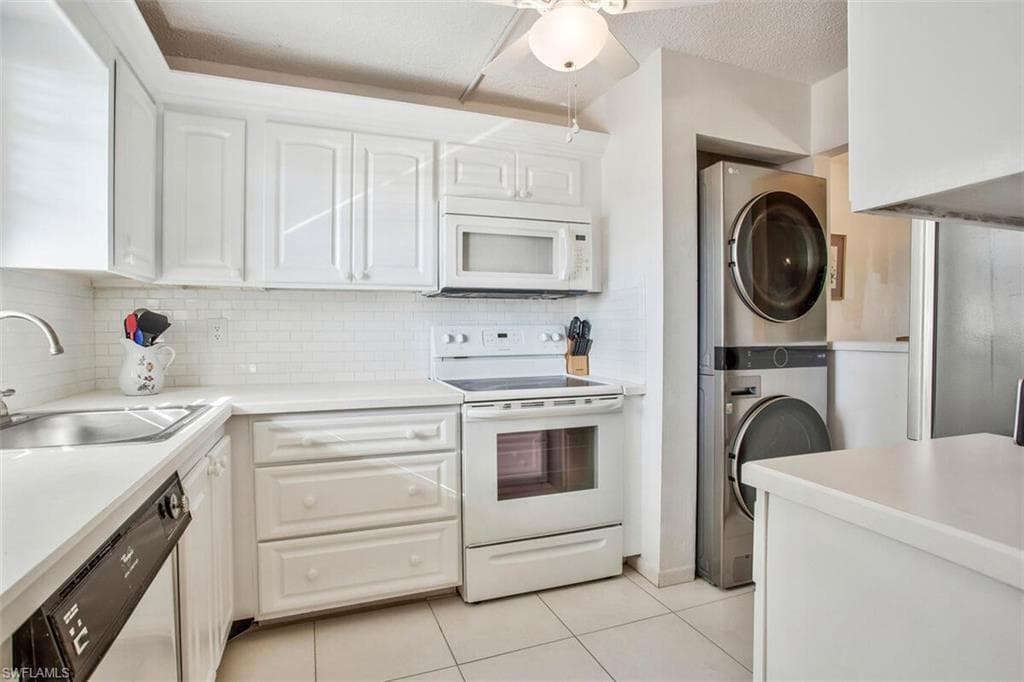 4158 27th Ct SW 102, Naples, FL 34116-5