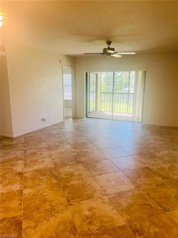 1733 Courtyard Way B-204, Naples, FL 34112-3