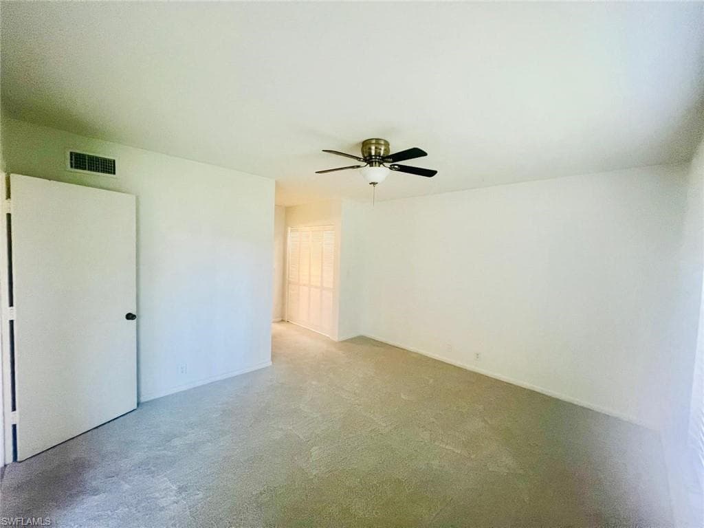 1733 Courtyard Way B-204, Naples, FL 34112-5