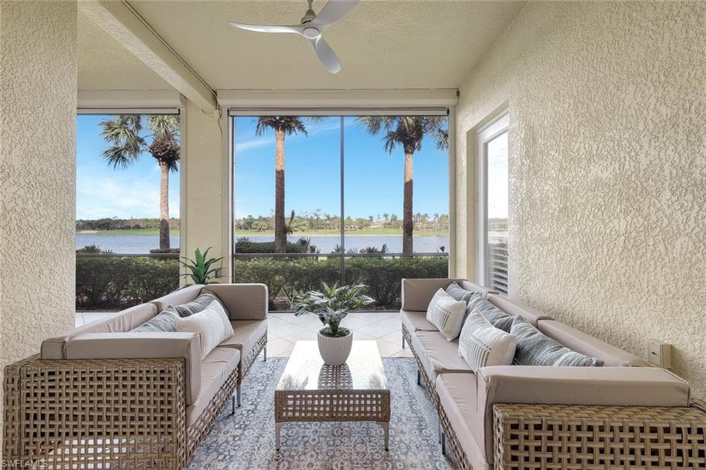 3695 Montreux Ln 8-101, Naples, FL 34114-21
