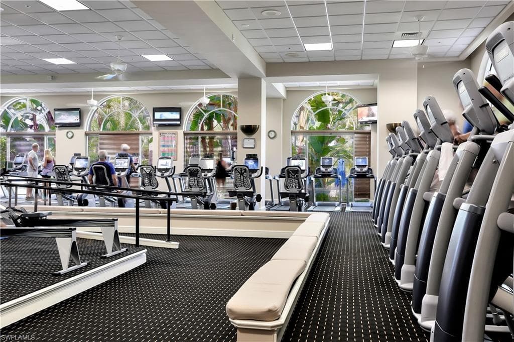 3695 Montreux Ln 8-101, Naples, FL 34114-40
