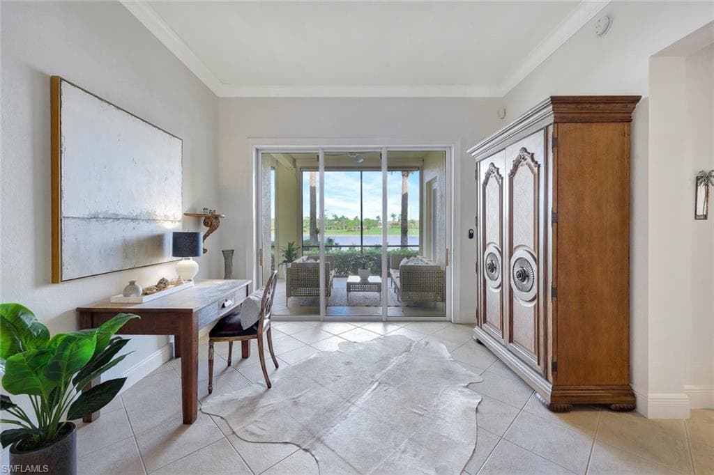 3695 Montreux Ln 8-101, Naples, FL 34114-6