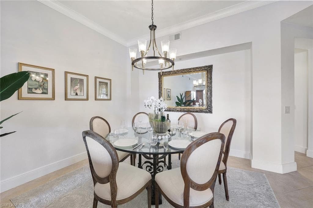 3695 Montreux Ln 8-101, Naples, FL 34114-8
