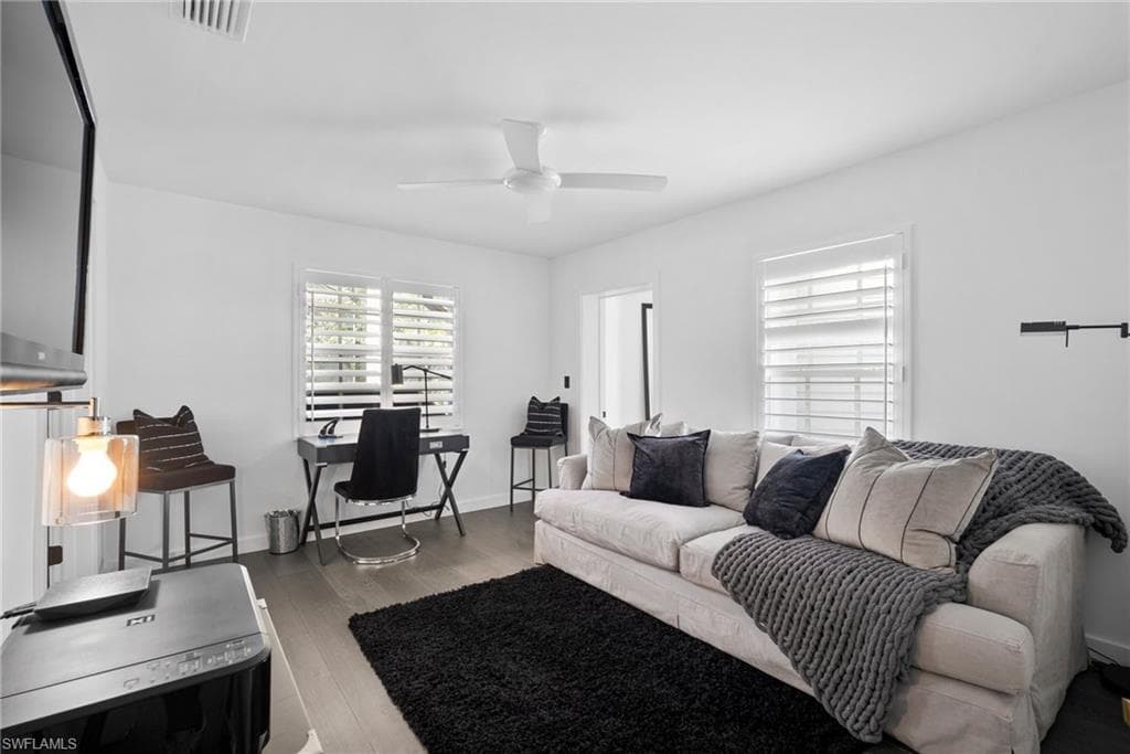 1627 Murex Ln, Naples, FL 34102-15