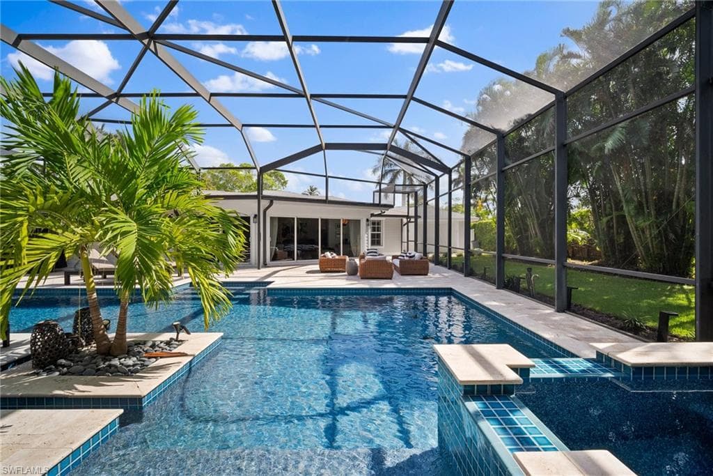 1627 Murex Ln, Naples, FL 34102-40
