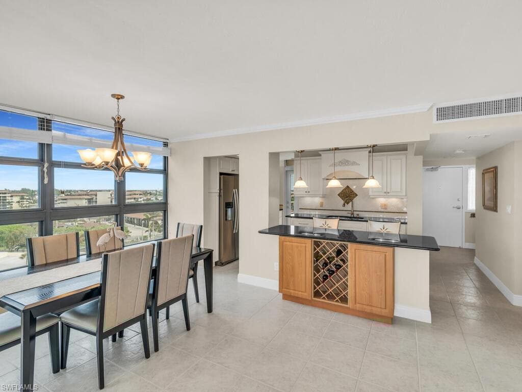 260 Seaview Ct 803, Marco Island, FL 34145-22