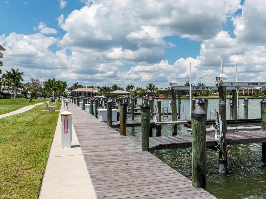 260 Seaview Ct 803, Marco Island, FL 34145-48