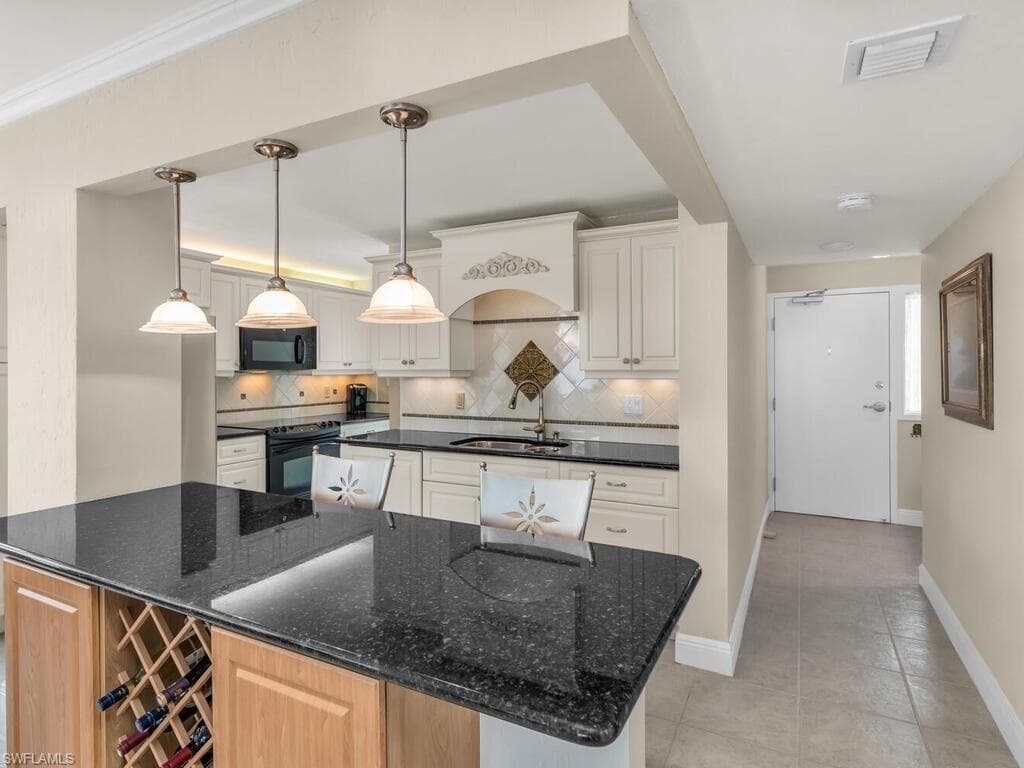 260 Seaview Ct 803, Marco Island, FL 34145-8