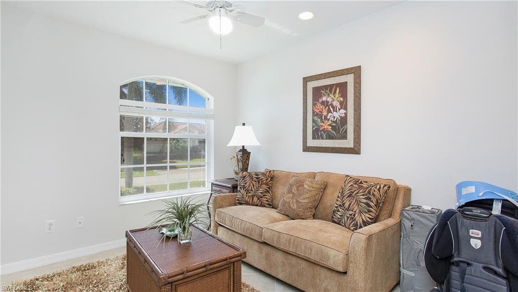 330 Colonial Ave, Marco Island, FL 34145-13