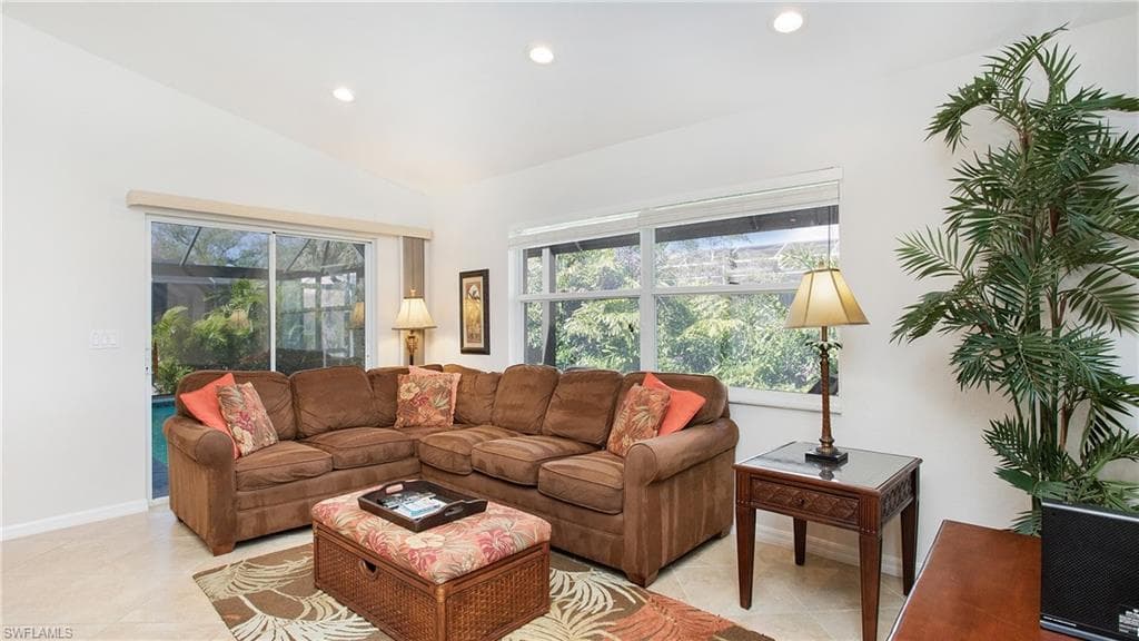 330 Colonial Ave, Marco Island, FL 34145-20
