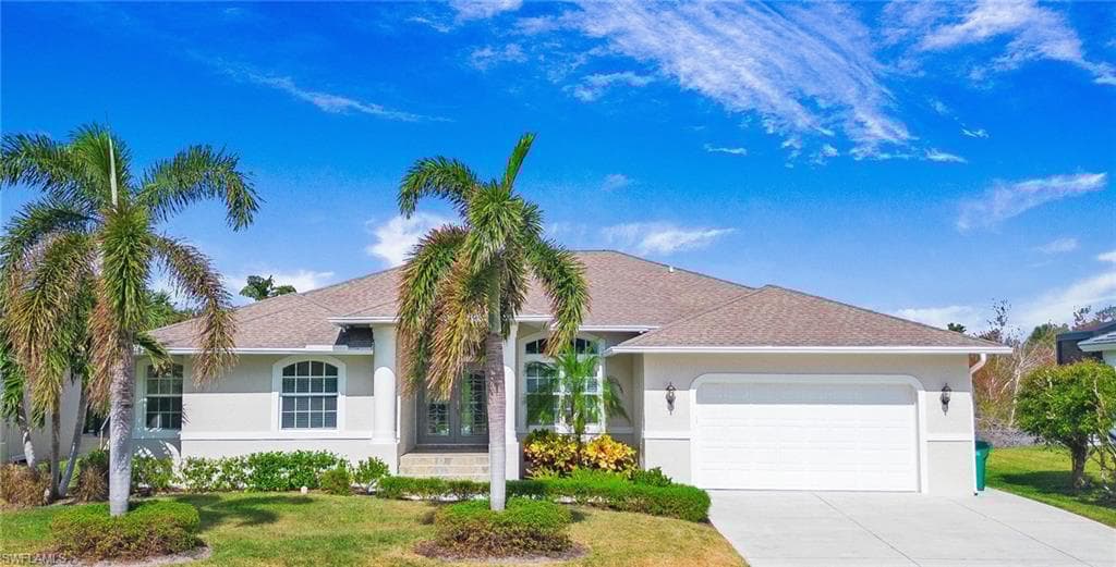 330 Colonial Ave, Marco Island, FL 34145-2