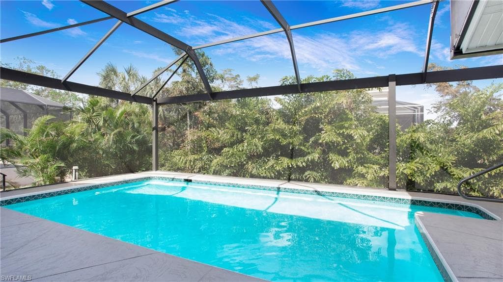 330 Colonial Ave, Marco Island, FL 34145-30