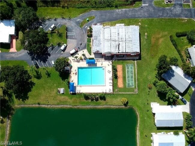 249 Loon Ln 249, Naples, FL 34114-3