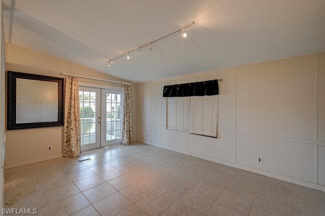 249 Loon Ln 249, Naples, FL 34114-7