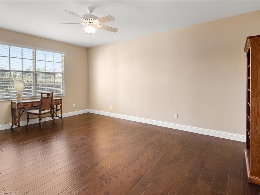106 Eugenia Dr, Naples, FL 34108-31