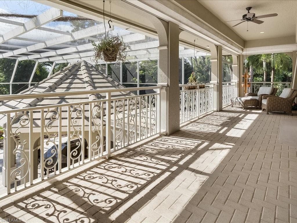 106 Eugenia Dr, Naples, FL 34108-36