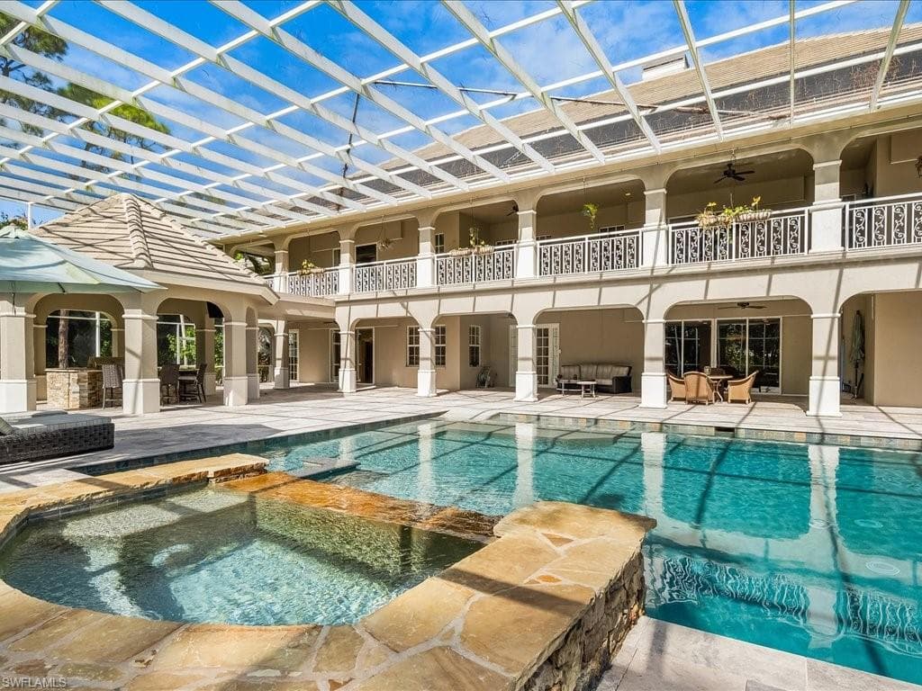 106 Eugenia Dr, Naples, FL 34108-42