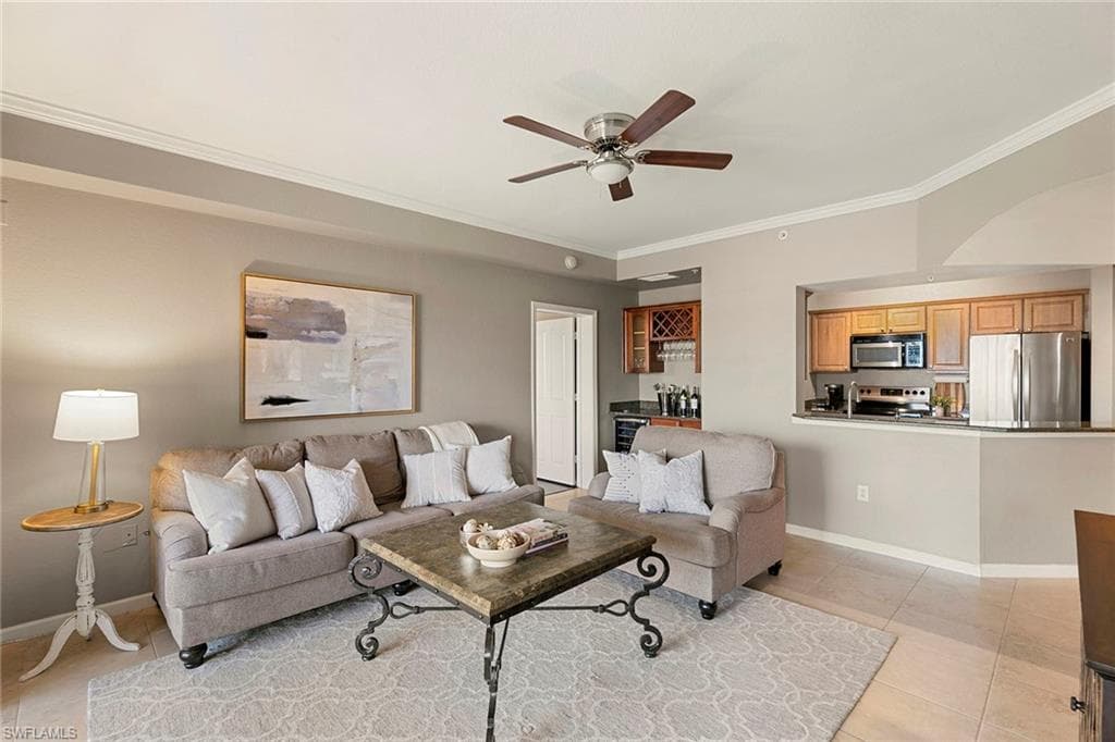 12990 Positano Cir 204, Naples, FL 34105-17