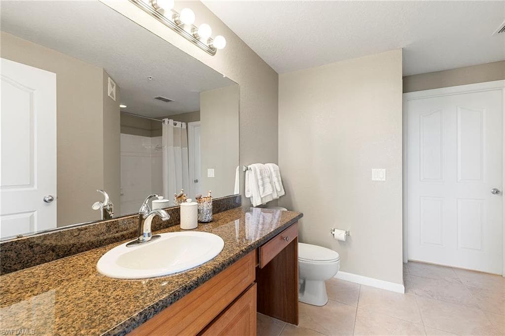 12990 Positano Cir 204, Naples, FL 34105-26