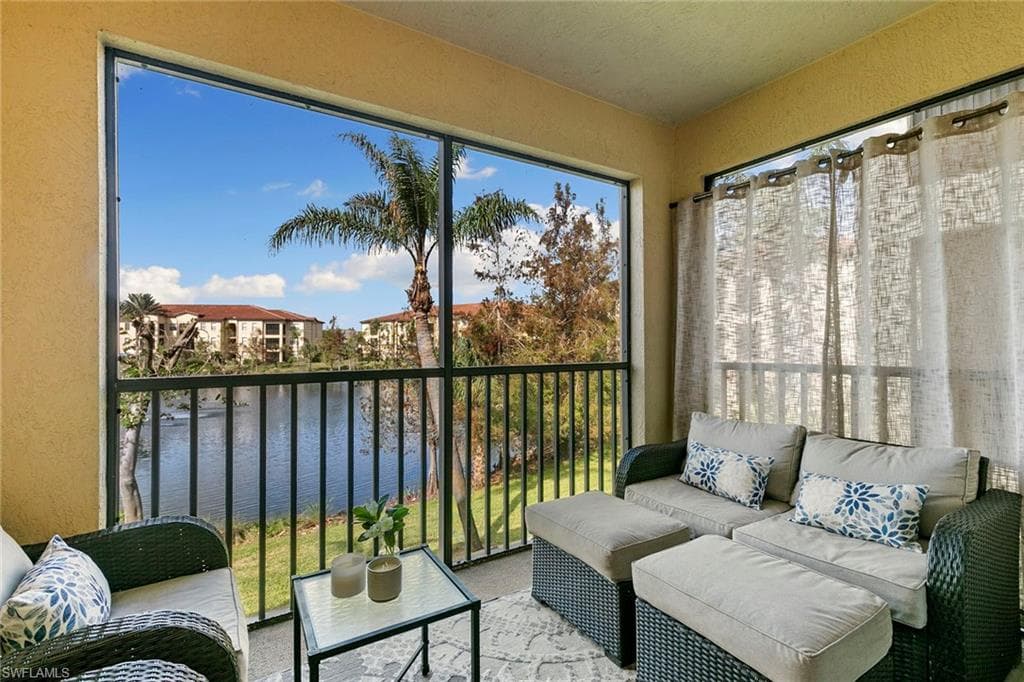 12990 Positano Cir 204, Naples, FL 34105-28