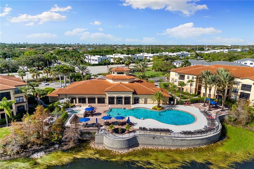 12990 Positano Cir 204, Naples, FL 34105-39
