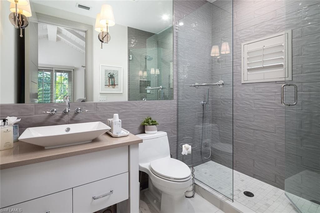 112 6th Street S, Naples, Fl 34102-14