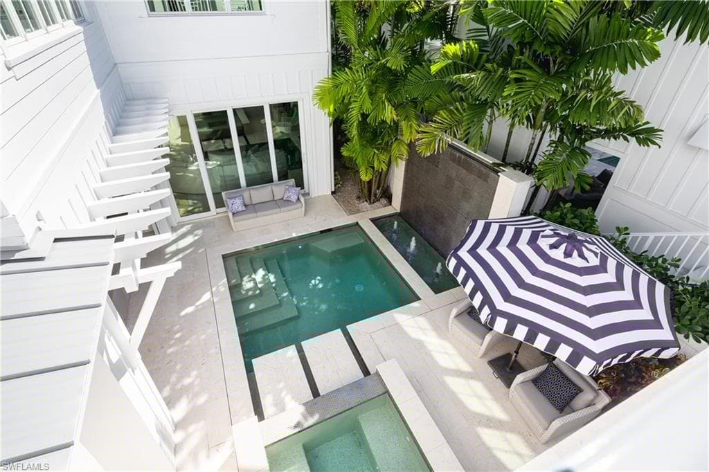 112 6th Street S, Naples, Fl 34102-24