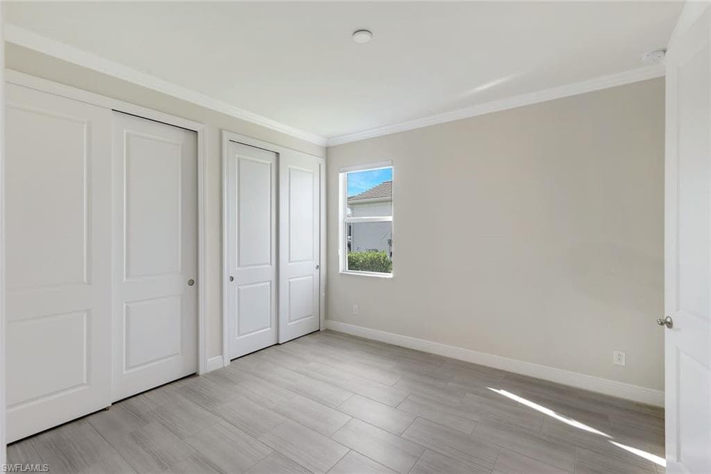 8999 Redonda Dr, Naples, FL 34114-12