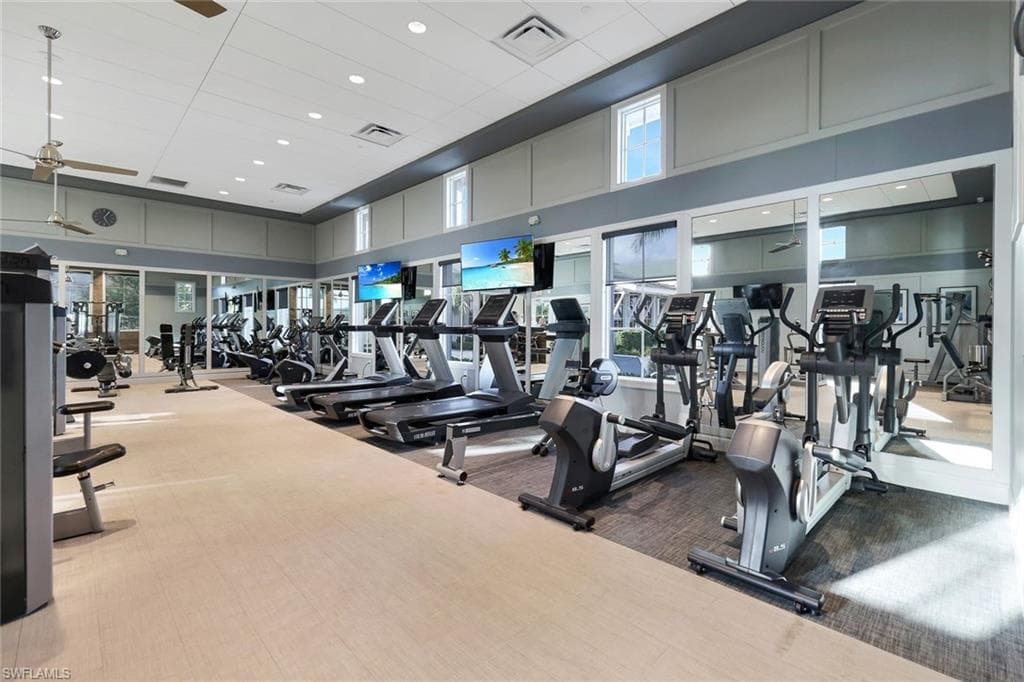 8999 Redonda Dr, Naples, FL 34114-27