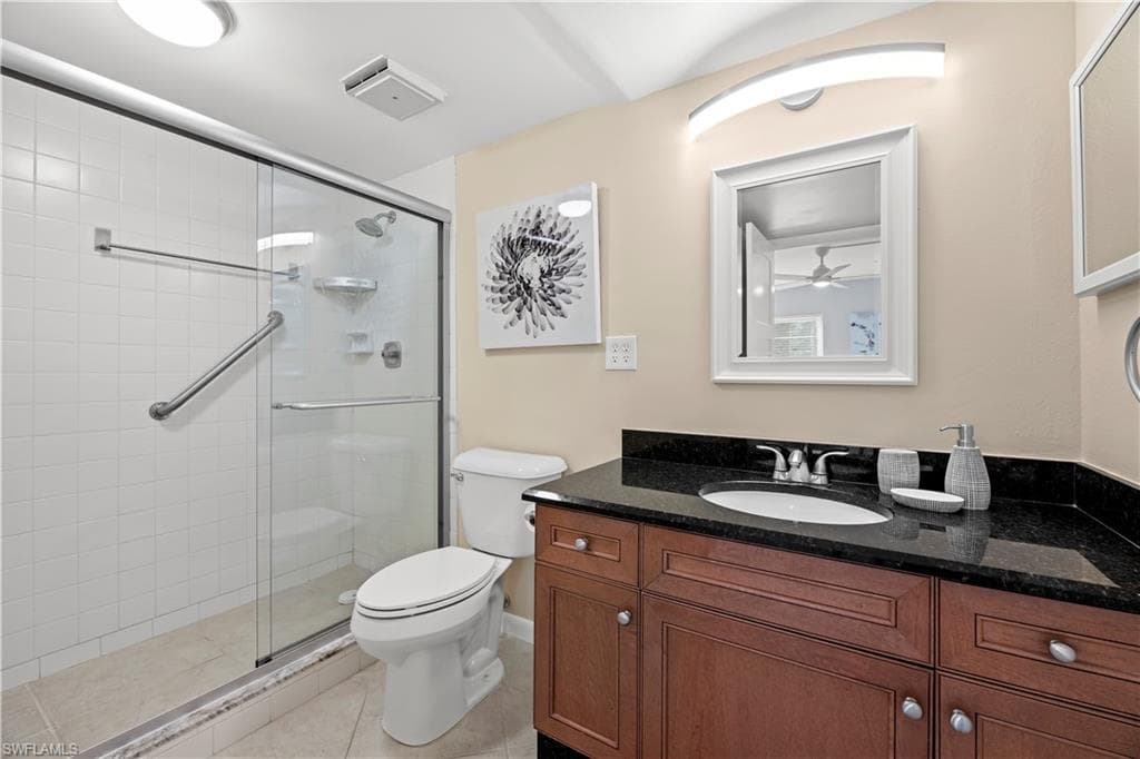 1055 Forest Lakes Dr F-102, Naples, FL 34105-22