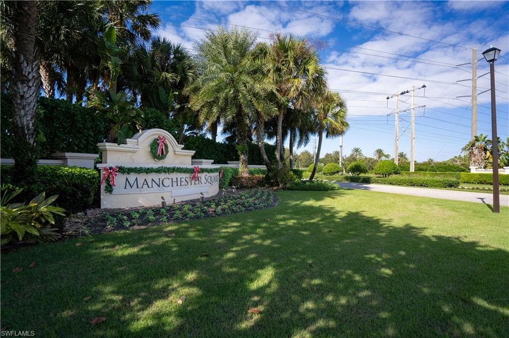 13484 Cambridge Ln, Naples, FL 34109-22