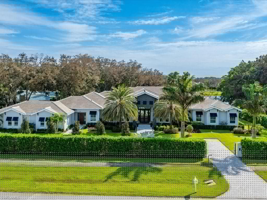 830 Cassena Rd, Naples, Fl 34108-1