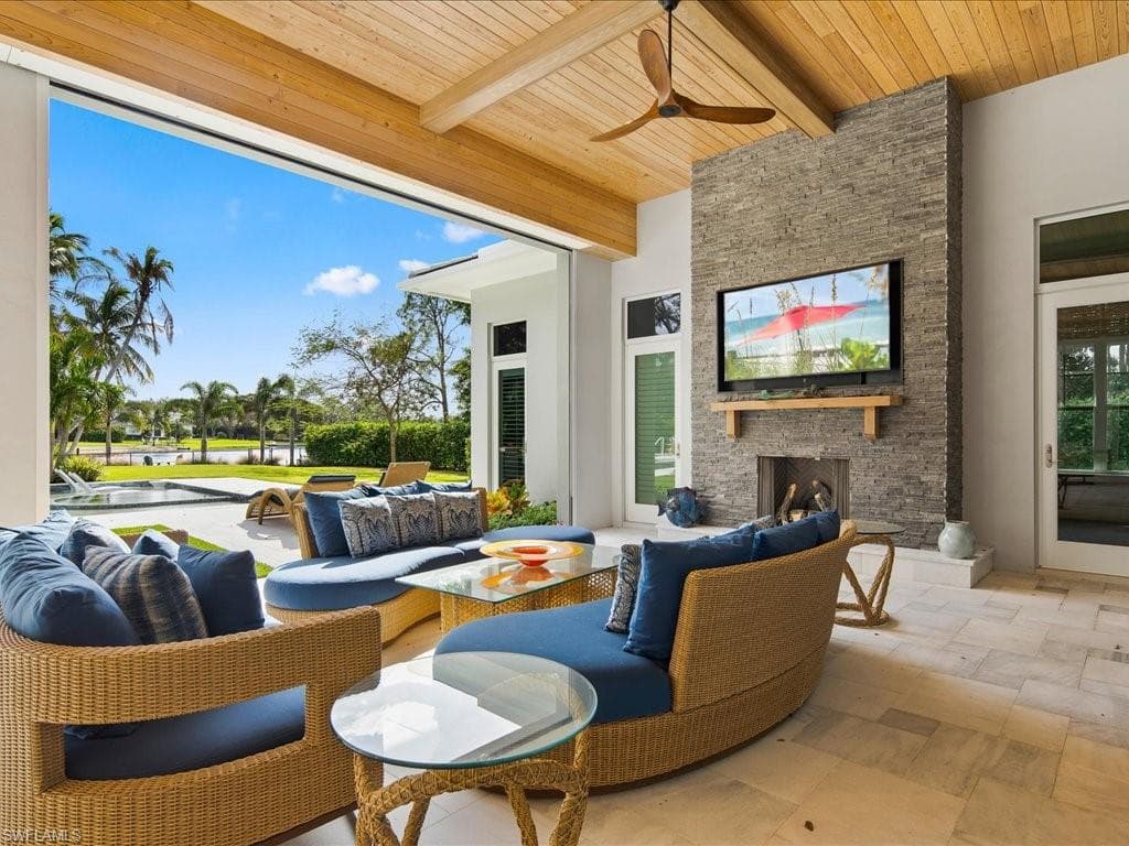830 Cassena Rd, Naples, Fl 34108-41