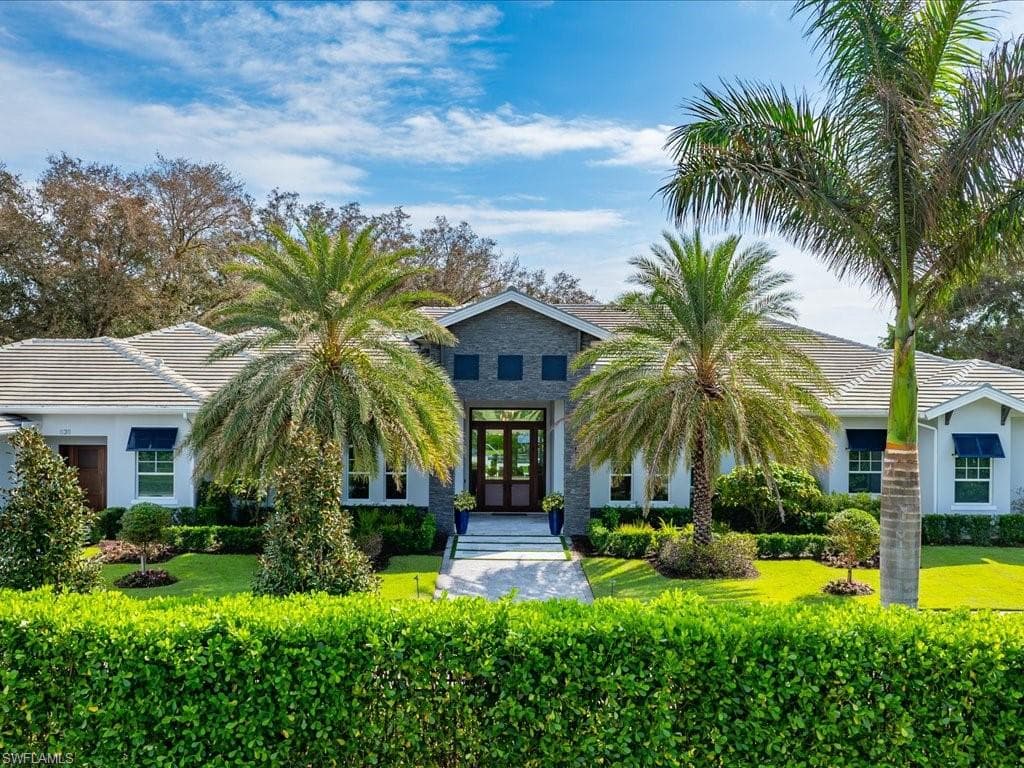 830 Cassena Rd, Naples, Fl 34108-49