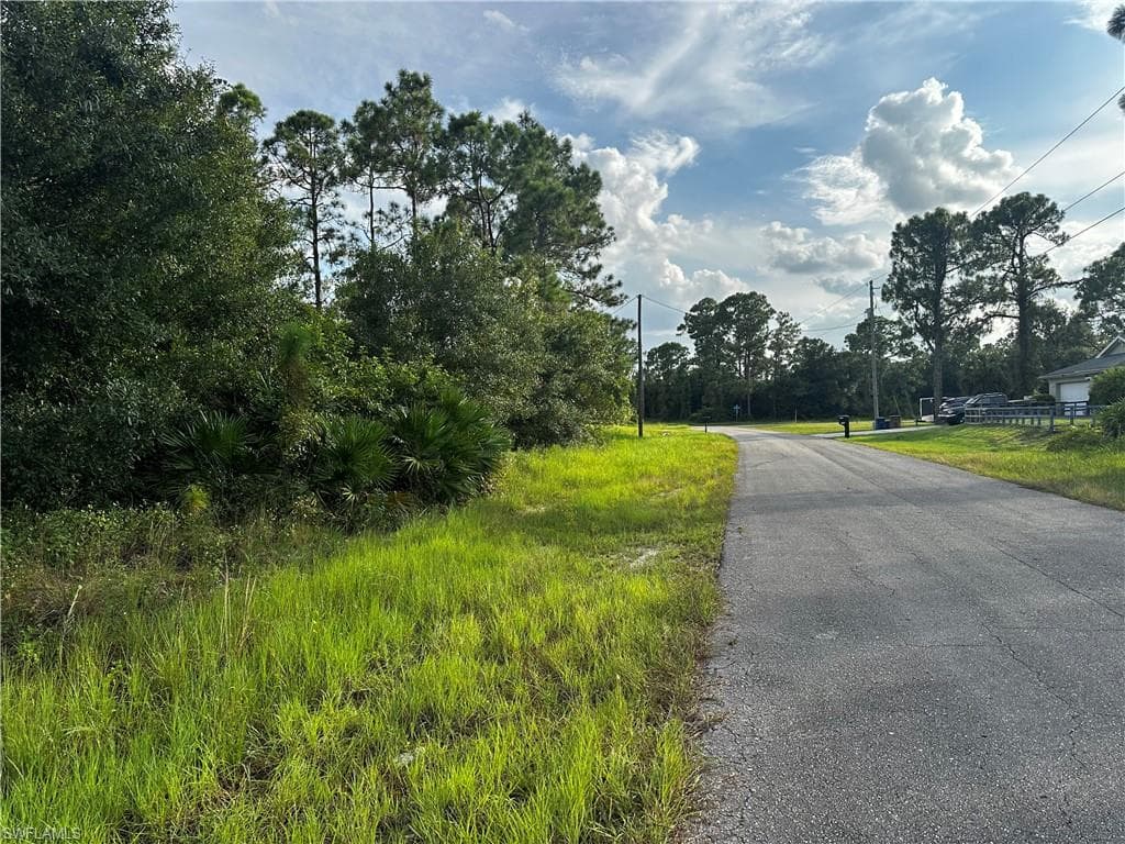 208 Hagan Ave S, Lehigh Acres, FL 33974-1