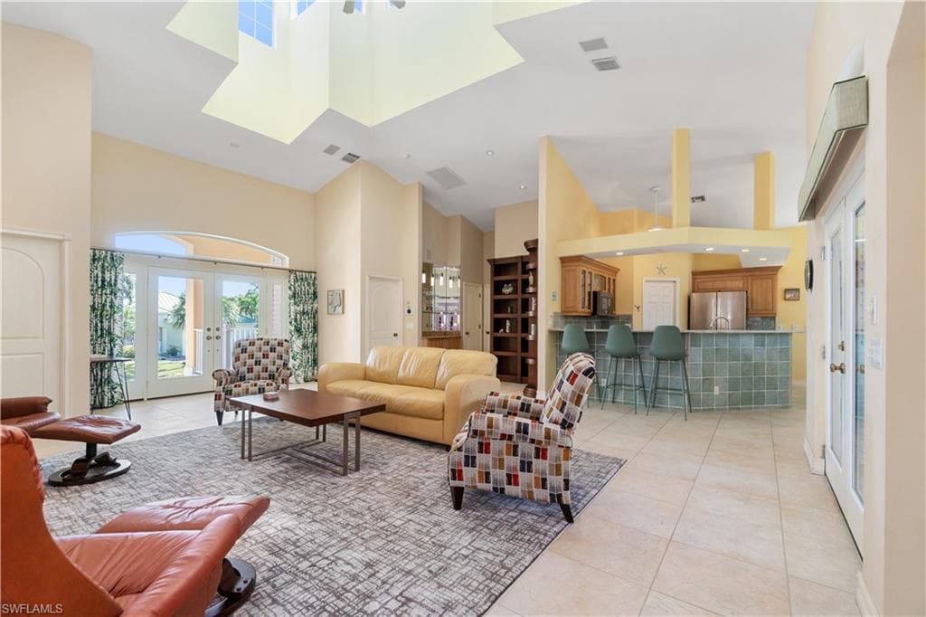 27130 Flamingo Dr, Bonita Springs, FL 34135-6