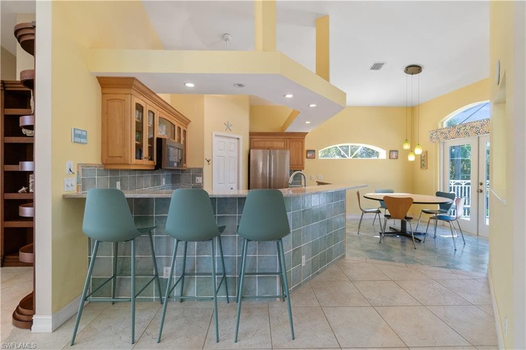27130 Flamingo Dr, Bonita Springs, FL 34135-7