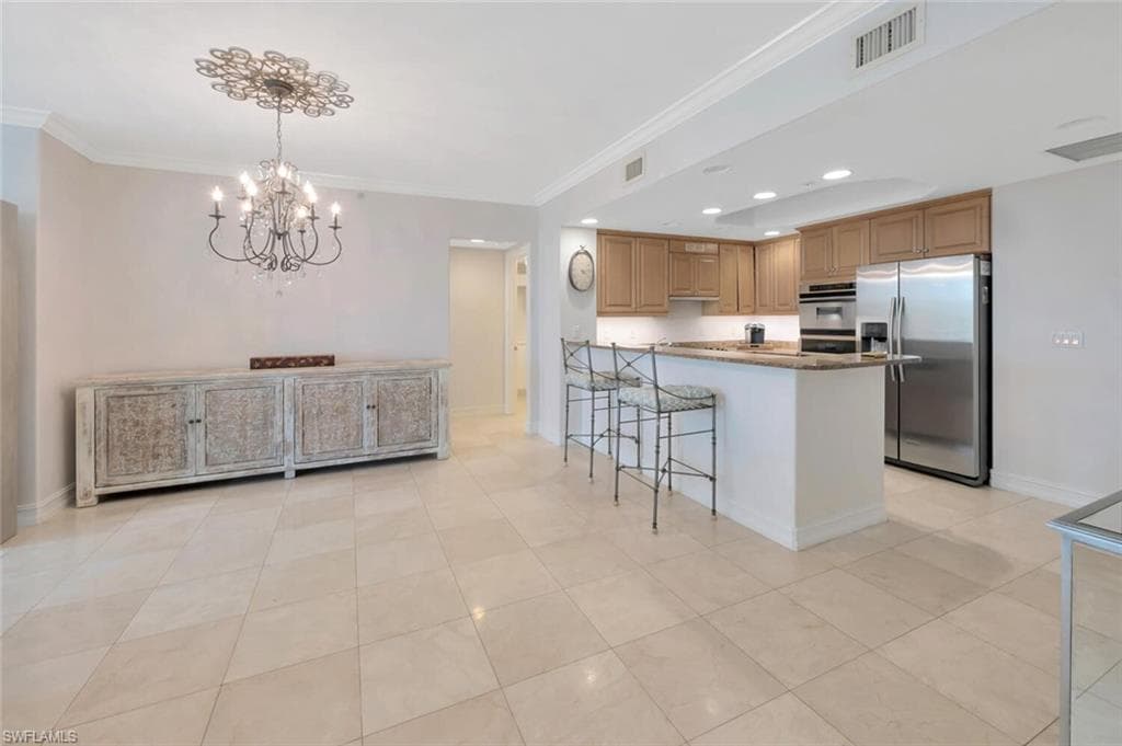 2738 Tiburon Blvd E B-303, Naples, FL 34109-14