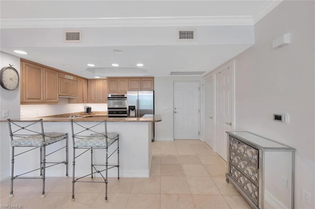 2738 Tiburon Blvd E B-303, Naples, FL 34109-15