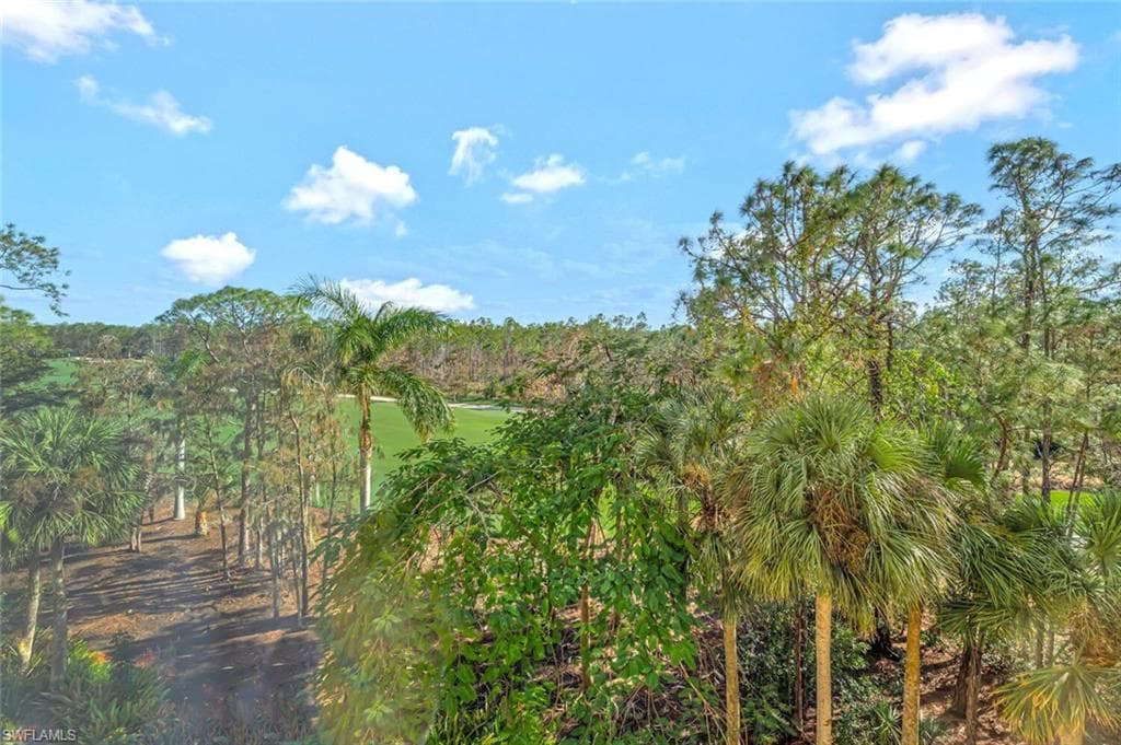 2738 Tiburon Blvd E B-303, Naples, FL 34109-31