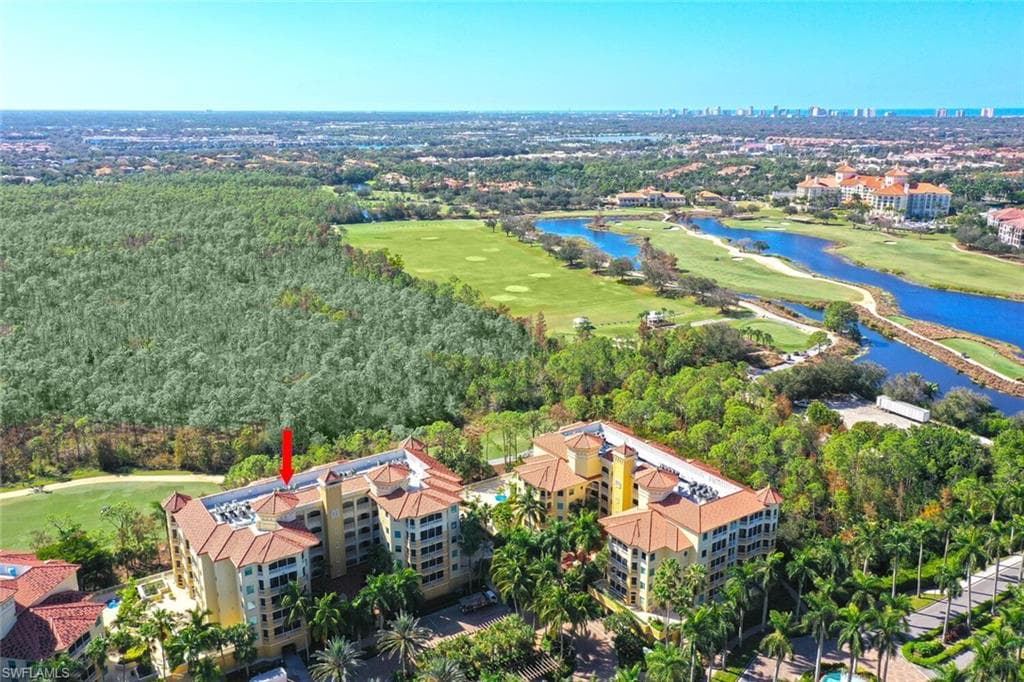 2738 Tiburon Blvd E B-303, Naples, FL 34109-3