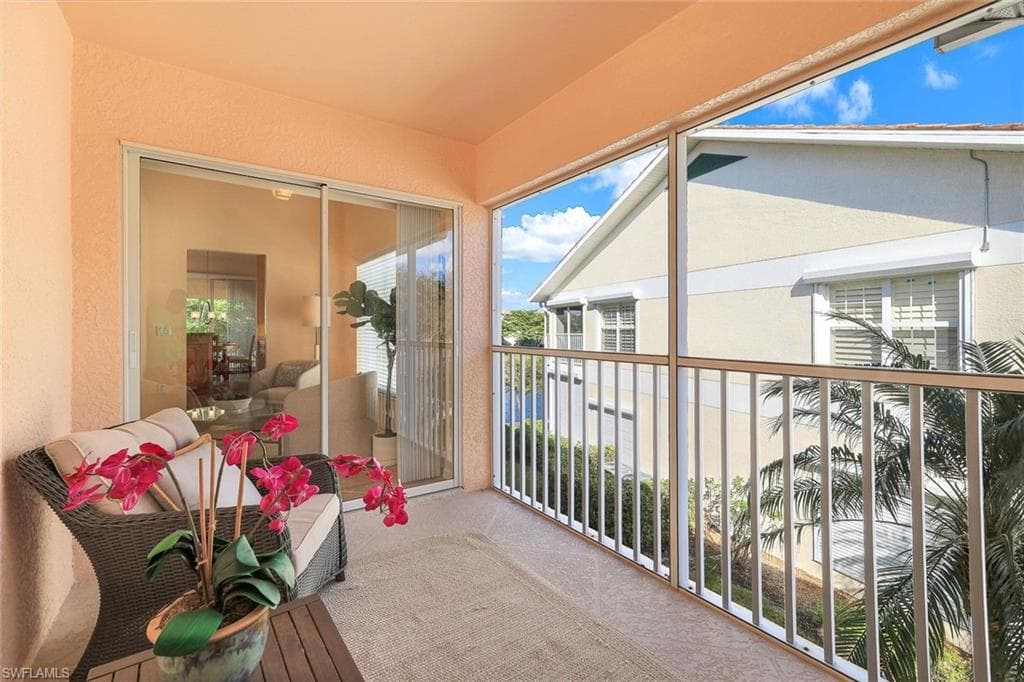 5645 Northboro Dr 202, Naples, FL 34110-15