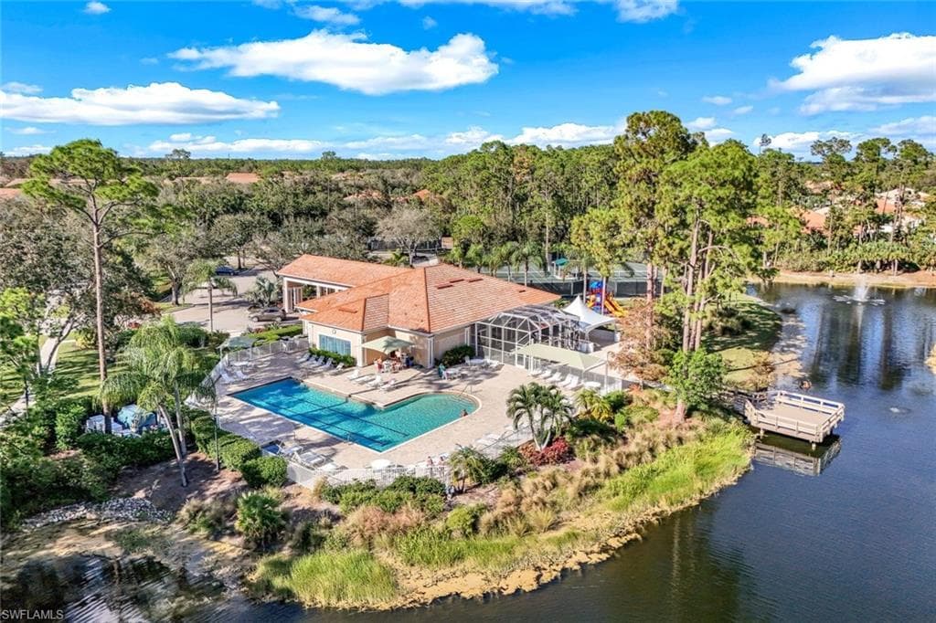 5645 Northboro Dr 202, Naples, FL 34110-34