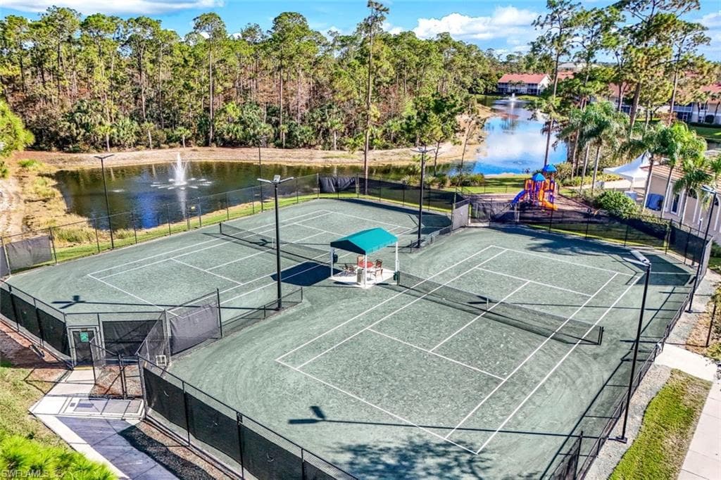5645 Northboro Dr 202, Naples, FL 34110-36
