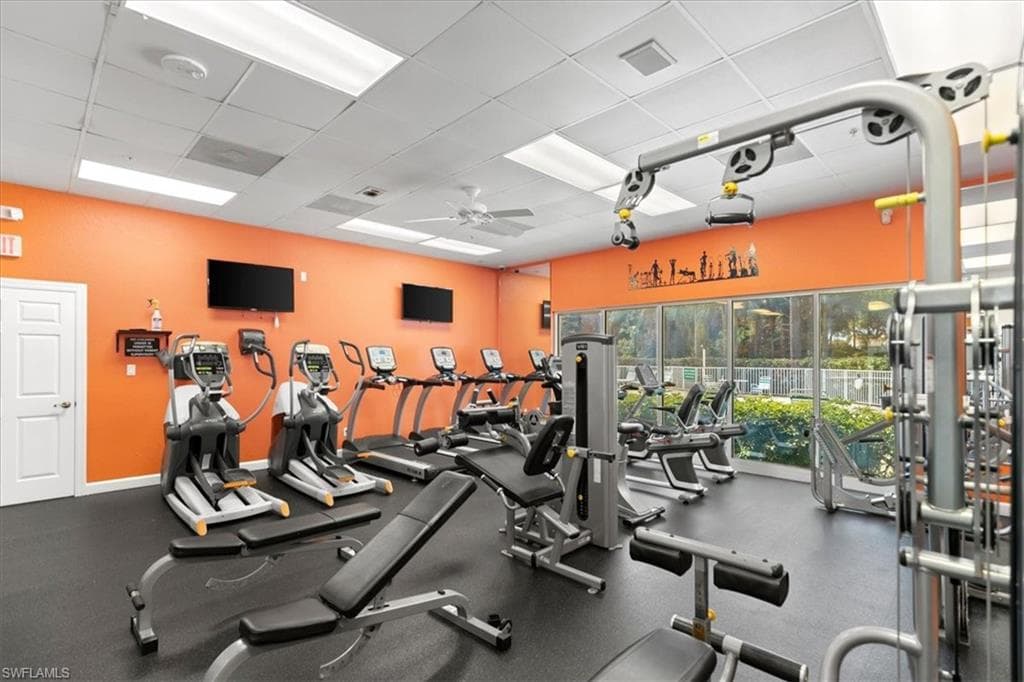 5045 Cedar Springs Dr 203, Naples, FL 34110-26
