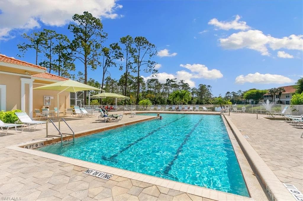 5045 Cedar Springs Dr 203, Naples, FL 34110-28